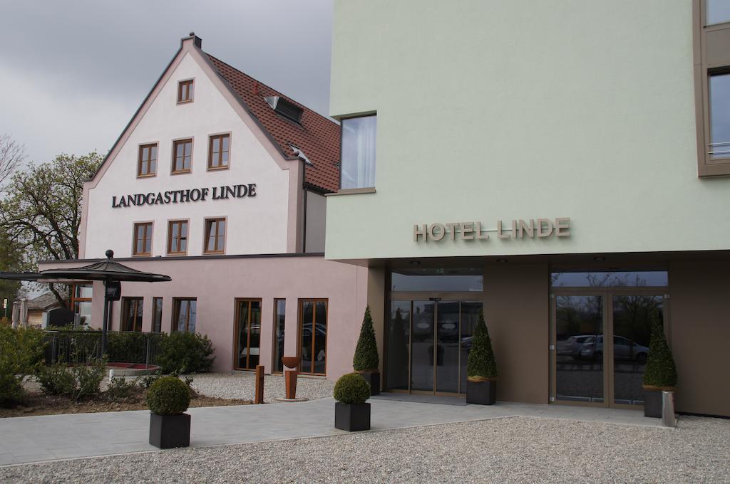 Hotel Linde Гюнцбург Экстерьер фото